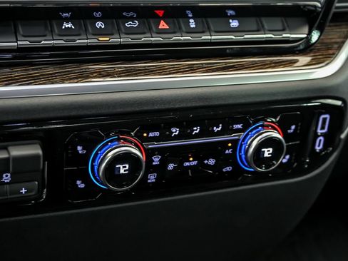 New 2026 GMC Sierra 1500 Elevation w/ Elevation Select Package AWD/4WD image 15