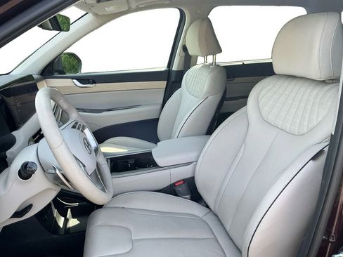 Used 2025 Hyundai Palisade Limited FWD image 9