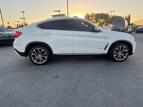 Used 2016 BMW X6 xDrive50i w/ Executive Package AWD/4WD image 8