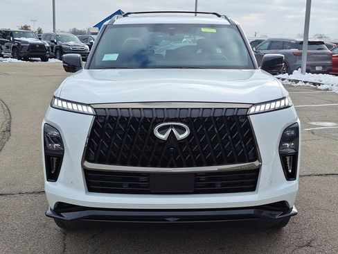 Used 2026 INFINITI QX80 4WD w/ Sport Exterior Package image 4