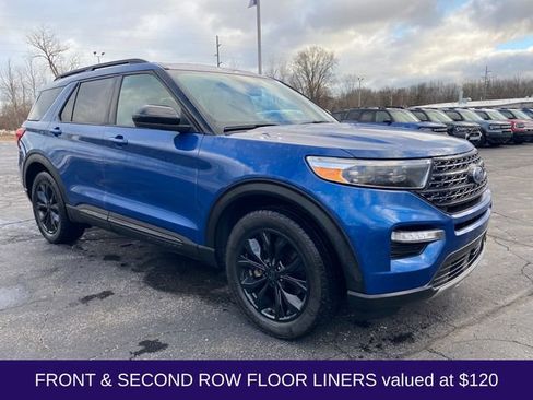 Used 2020 Ford Explorer XLT w/ Equipment Group 202A image 8