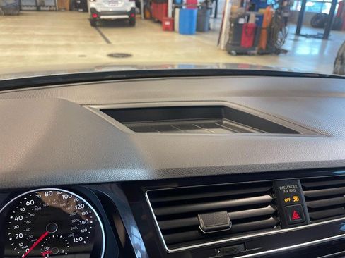 Used 2019 Volkswagen Tiguan S w/ 3rd Row Seat Package AWD/4WD image 24
