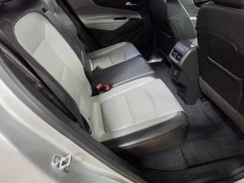 Used 2021 Chevrolet Equinox Premier w/ LPO, Floor Liner Package AWD/4WD image 18