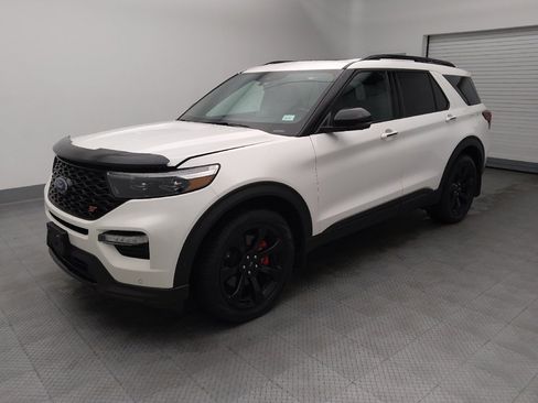 Used 2020 Ford Explorer ST w/ ST Street Pack AWD/4WD image 2