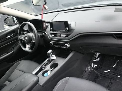Used 2021 Nissan Altima 2.5 S FWD image 12