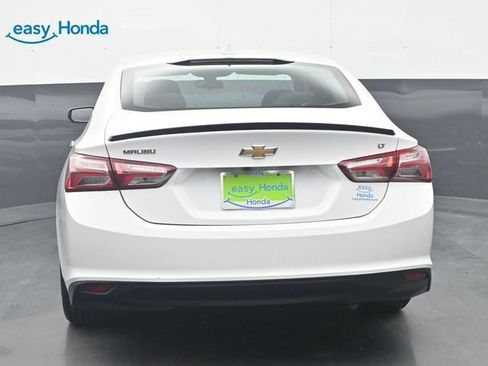 Used 2020 Chevrolet Malibu LT FWD image 6