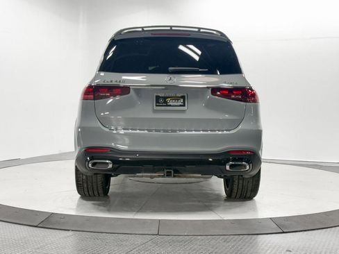 Used 2024 Mercedes-Benz GLS 450 4MATIC image 32