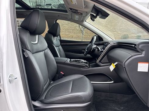 Used 2024 Hyundai Tucson Limited image 28