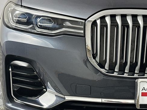 Used 2020 BMW X7 xDrive40i w/ Premium Package AWD/4WD image 16