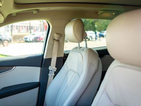 Used 2020 Lincoln Nautilus Reserve w/ Equipment Group 201A image 33