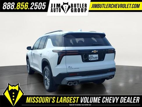 New 2026 Chevrolet Traverse LT w/ LPO, Floor Liner Package image 2