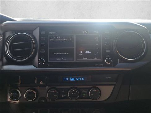 Used 2021 Toyota Tacoma TRD Off-Road image 12