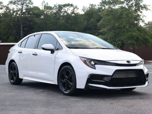 Used 2021 Toyota Corolla SE FWD image 7