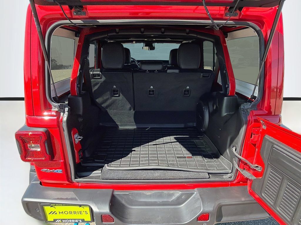 Used 2021 Jeep Wrangler Unlimited Rubicon 4xe w/ Cold Weather Group AWD/4WD image 29