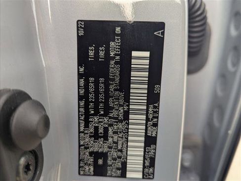 Certified 2023 Toyota Highlander Bronze Edition image 16