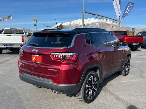 Used 2022 Jeep Compass Limited AWD/4WD image 7
