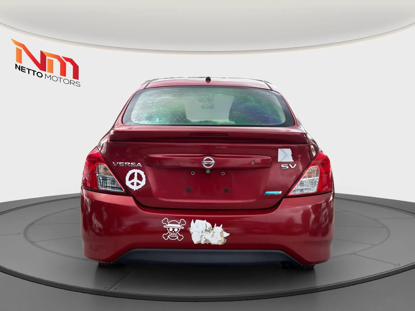 Used 2016 Nissan Versa SV FWD image 4