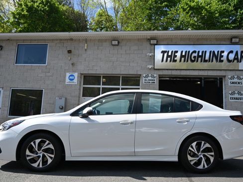 Used 2023 Subaru Legacy Premium AWD/4WD image 3
