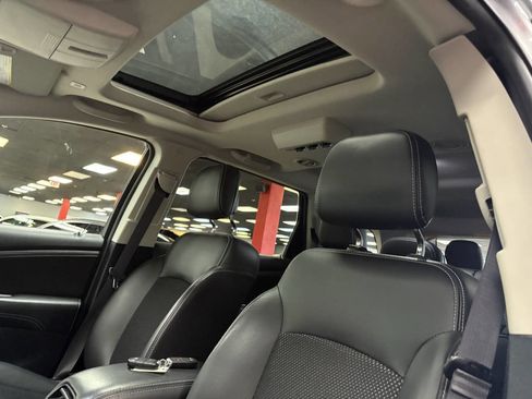 Used 2019 Dodge Journey Crossroad w/ Nav & Sun Group image 61