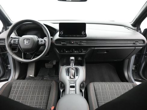 Used 2024 Honda HR-V Sport image 17