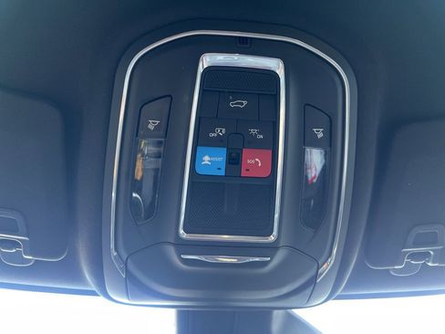 Used 2024 Jeep Grand Cherokee Altitude RWD image 61