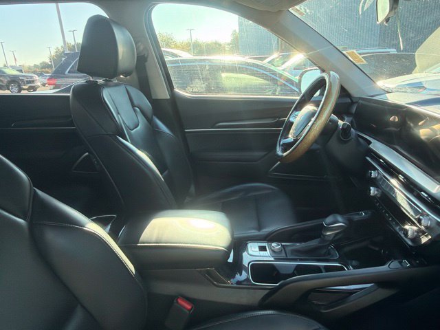 Used 2024 Kia Telluride S w/ S Sunroof Package FWD image 6