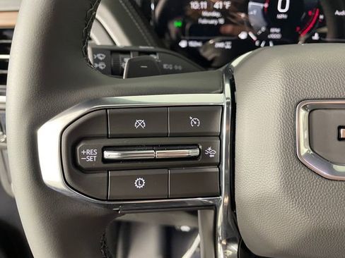 New 2026 GMC Yukon XL Denali image 8