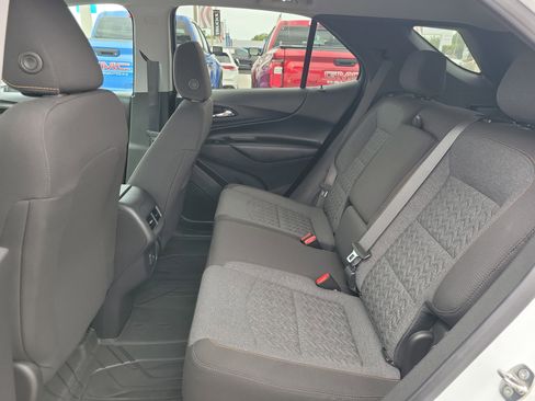 Certified 2023 Chevrolet Equinox LT FWD image 16