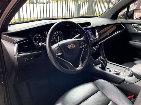 Used 2021 Cadillac XT6 Premium Luxury image 18