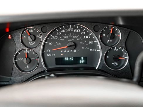 New 2025 GMC Savana 3500 w/ Driver Convenience Package image 21