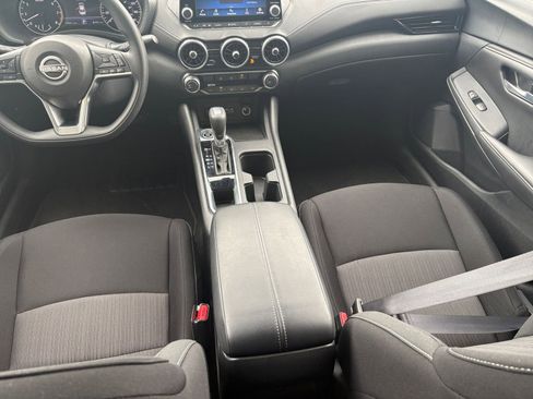 Used 2025 Nissan Sentra SV FWD image 39