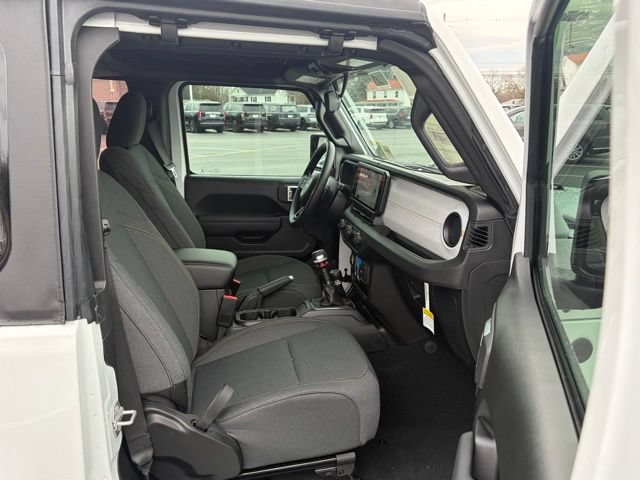 New 2026 Jeep Wrangler Sport AWD/4WD image 23
