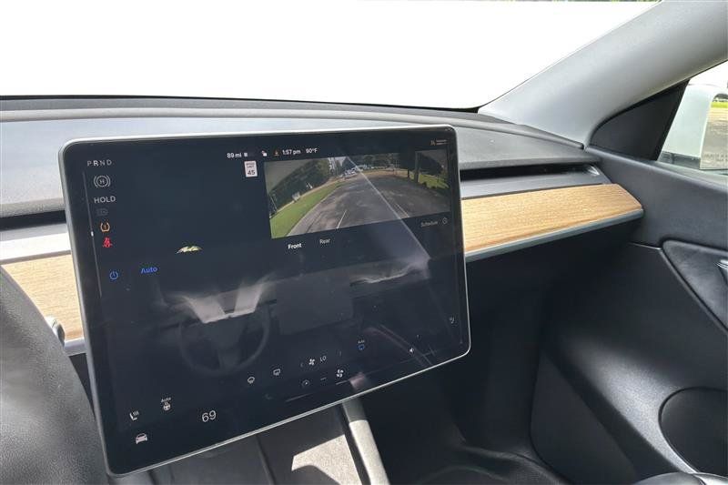 Used 2021 Tesla Model Y 2WD image 31