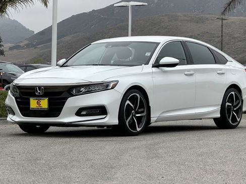 Used 2018 Honda Accord Sport image 7