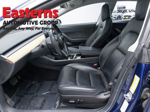 Used 2018 Tesla Model 3 Long Range RWD image 14