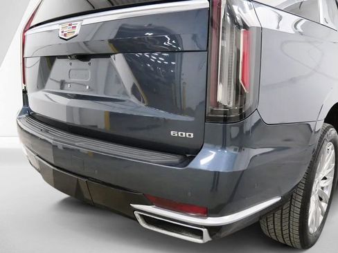 Used 2021 Cadillac Escalade Premium Luxury w/ Driver Assist Tech Package AWD/4WD image 10