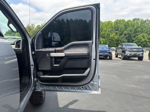 Used 2020 Ford F250 Lariat w/ Lariat Ultimate Package AWD/4WD image 24
