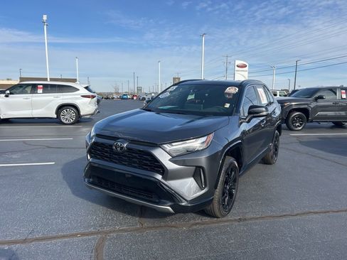 Used 2025 Toyota RAV4 XSE image 1