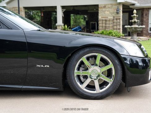 Used 2006 Cadillac XLR RWD image 9