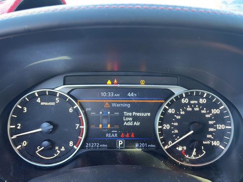 Used 2024 Nissan Altima 2.5 SR image 1