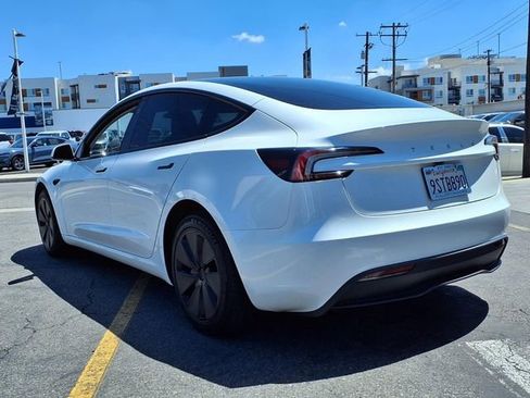 Used 2025 Tesla Model 3 RWD image 3
