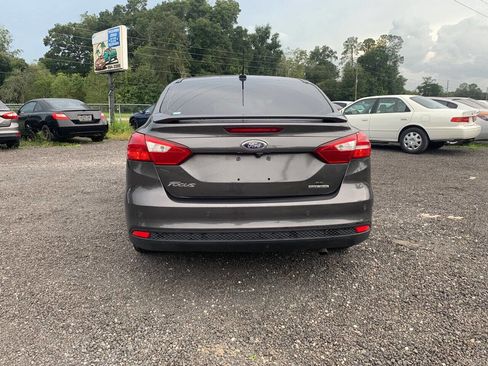 Used 2016 Ford Focus SE w/ Equipment Group 201A image 7