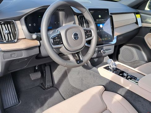 New 2026 Volvo XC90 B6 Ultra w/ Protection Package Premier image 5