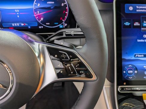 New 2026 Mercedes-Benz GLC 300 image 13