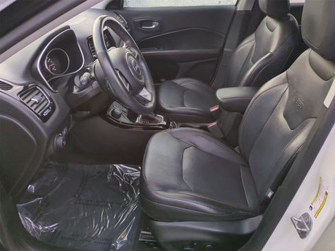 Certified 2018 Jeep Compass Limited image 16
