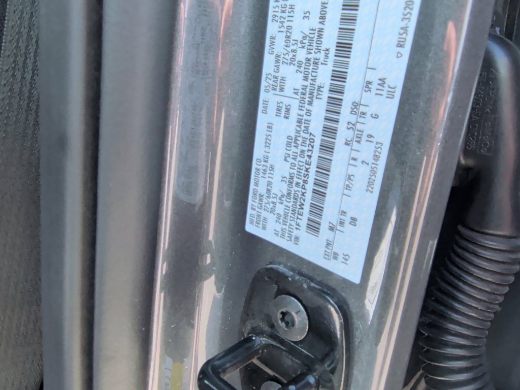 Used 2025 Ford F150 STX w/ Equipment Group 200A RWD image 44