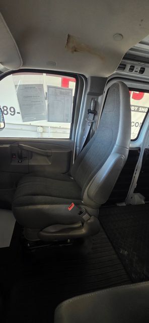Used 2021 Chevrolet Express 2500 w/ Driver Convenience Package RWD image 20