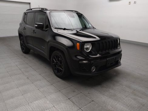 Used 2020 Jeep Renegade Altitude FWD image 13