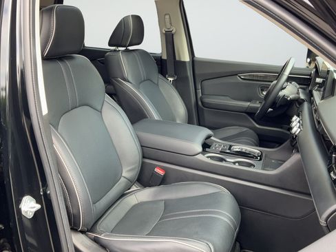 Used 2024 Honda Pilot Elite image 19