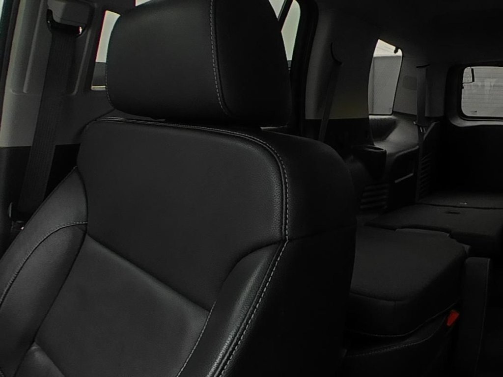 Used 2017 Chevrolet Tahoe LT w/ LT Signature Package RWD image 9